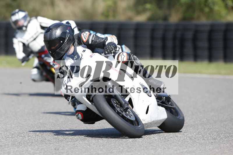 /44 09.08.2025 Plüss Moto Sport ADR/Freies Fahren/547